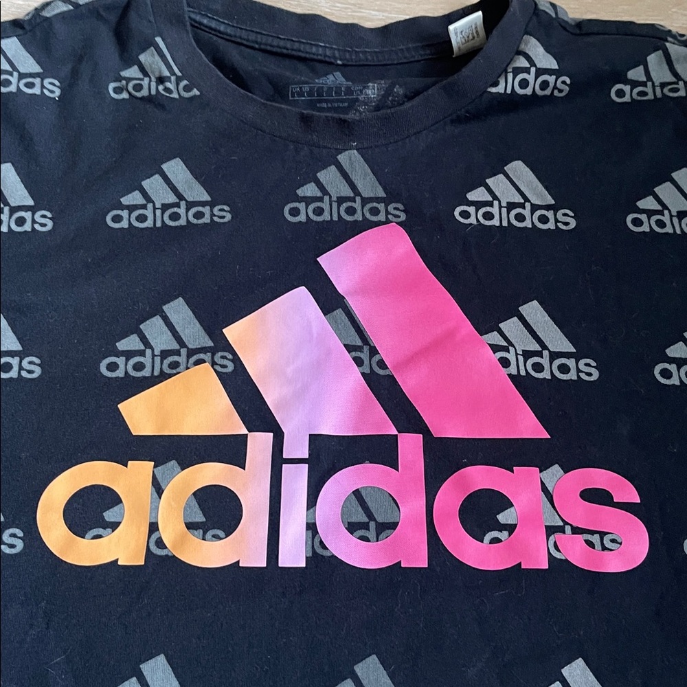 Adidas all over print tee - Picture 3 of 5